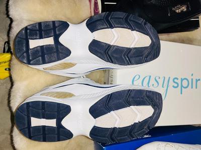 NEW WOMENS EASY SPIRIT SNEAKERS, AND CASUAL SHOES
