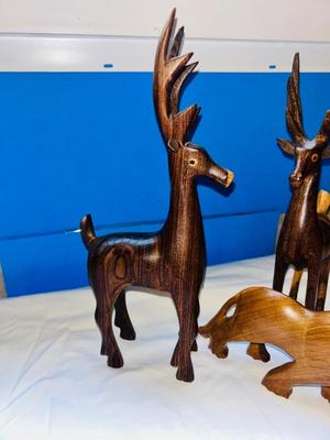 HAND CARVED WOODEN CRITTERS