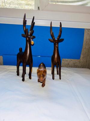 HAND CARVED WOODEN CRITTERS