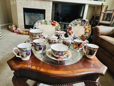 NOBLE EXCELLENCE BY NAPA VALLEY 4 PLACE SETTING DINNERWARE
