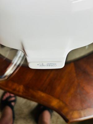 CORNING WARE CASSEROLE DISHES, DRINKING VESSELS AND DECORATIVE PLATE