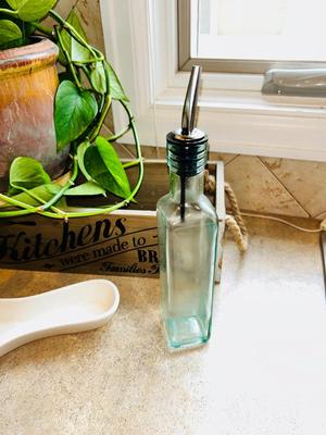 LIVE PLANT, SPOON REST, CANISTER AND WOODEN BOX