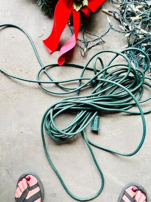 OUTDOOR CHRISTMAS DECOR