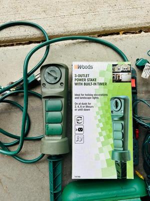 HOLIDAY NET LIGHTS, OUTDOOR STAKE TIMER AND MORE!