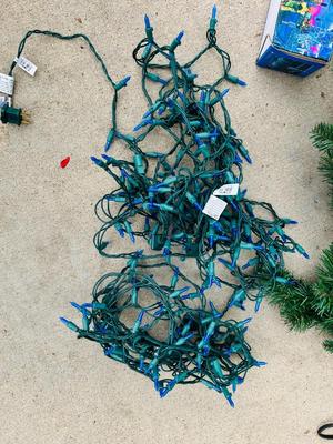 BLUE LED CHRISTMAS LIGHT, PRELIT GARLAND WITH DECORATIVE PINE CONES