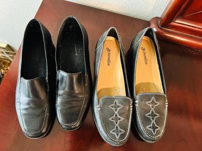 LADIES LOAFERS