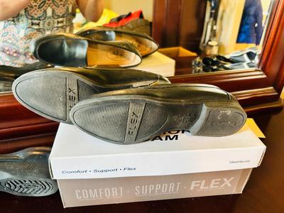 WOMENS SHOES 7-1/2