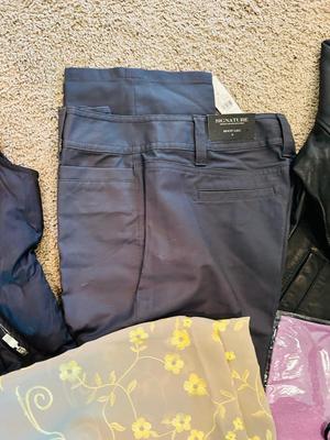SOFT NEW YORK BY WINLIT WOMENS LEATHER JACKET, SCARVES AND DOWN VEST