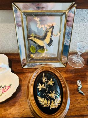 A VARIETY OF HOME DECOR