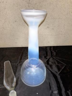 UNIQUE OPALESCENT PEARL ART GLASS DECANTER