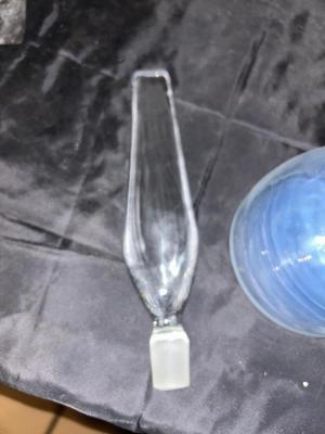 UNIQUE OPALESCENT PEARL ART GLASS DECANTER