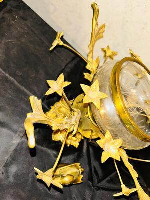 1950.’s TOLE FLOWER DECORATIVE BOWL CENTERPIECE BRASS, ETCHED GLAS BOWL