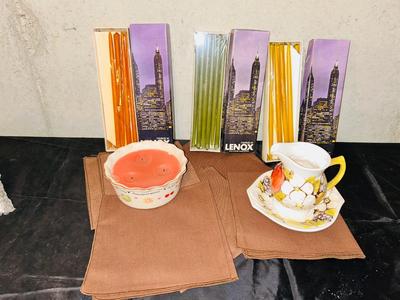LEFTON DOGWOOD VASE/CREAMER PITCHER, CLOTH NAPKINS AND LENOX CANDLE STICK HOLDERS