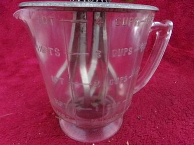 VTG/antique VERY OLD whipping mixer machine. hand operated.