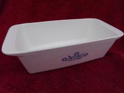 Classic Corning Ware bread baking pan (dish).