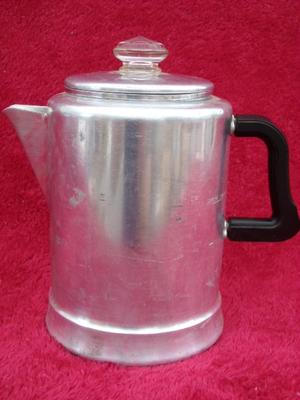 VTG 8 cup stove top coffee percolator made by CookQueen.