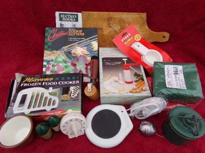 Kitchen grab bag, there’s something here you need. See it??