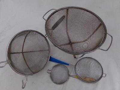 Group of 4 assorted sizes of strainers. One for every need.