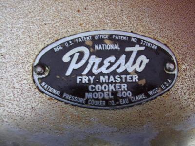 PRESTO Fry Master Cooker model 400. Fast cooking pressure cooker