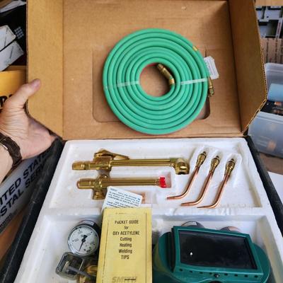 Esab Prest-o-lite Prestolite Oxy-Acetylene "MC" Welding & Cutting Outfit