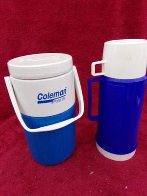 THERMOS & Coleman match up. Medium Thermos bottle & drink jug