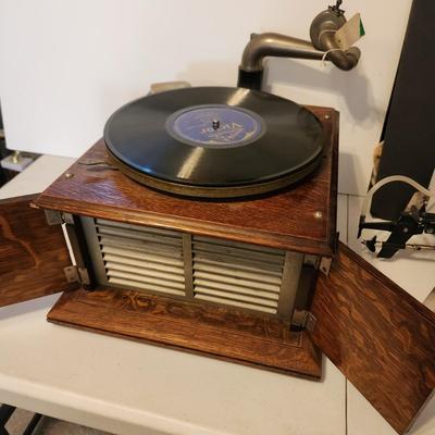 Victor Talking Machine VV-IV 6888 Phonograph Record Player Tested Working