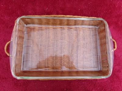 Classic VTG NEW IN BOX Jeannette Baking dish“Wickerware” 3 qt. dish