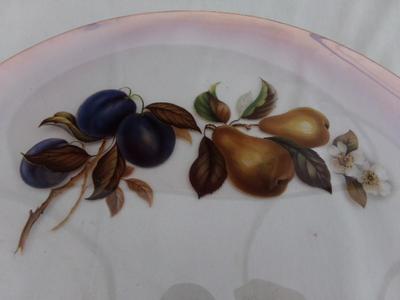 VTG clear glass serving plate, a lovely piece, Iridescent edge trim