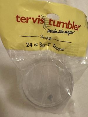 Golfer's Lot: 6 Baseball Caps, Books, Nike Shirt, Binoculars AND Tervis Tumbler (New) (B3)