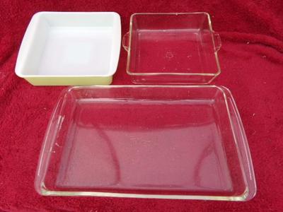 THREE MORE like new PYREX baking dishes. All are sparkling & clean.