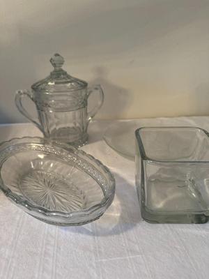 Box of Glass Misc. Pieces w/ Wine Glasses, Caraffe, Bowl, Jar w/ Lid (DR)