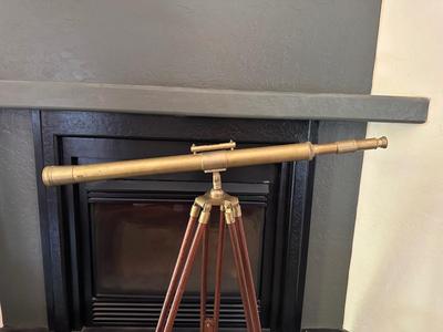 NAUTICAL BRASS ANTIQUE TELESCOPE ON A WOODEN TRIPOD