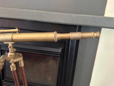 NAUTICAL BRASS ANTIQUE TELESCOPE ON A WOODEN TRIPOD