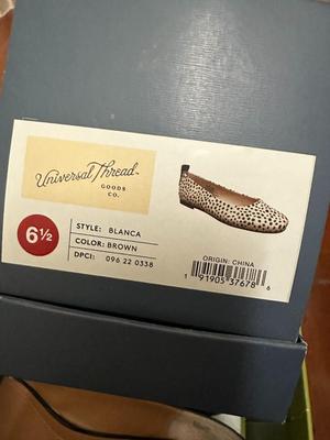 29 Piece Lot of Women's Shoes, Mostly 6.5; Some New, Most Worn (B1)