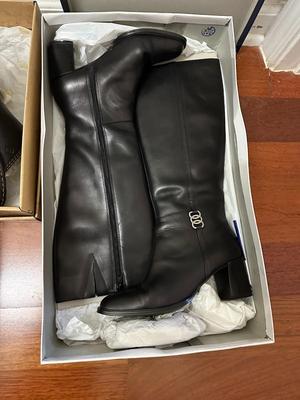 29 Piece Lot of Women's Shoes, Mostly 6.5; Some New, Most Worn (B1)