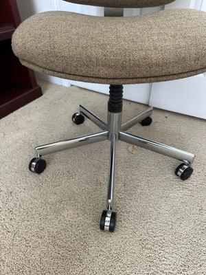 Swivel Fabric Office Chair (B3)