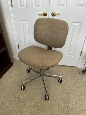 Swivel Fabric Office Chair (B3)