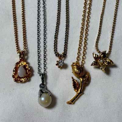 Landstrom’s Black Hills Gold Pin with Gold & Silver Chains & Pendants (K-HS)