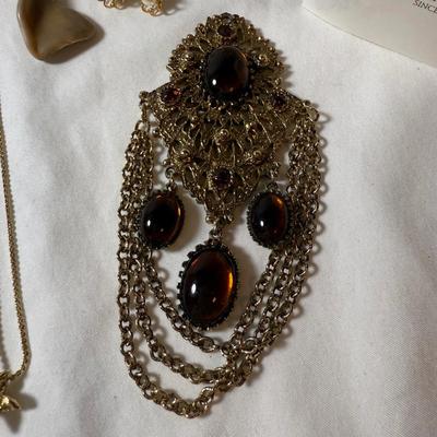 Landstrom’s Black Hills Gold Pin with Gold & Silver Chains & Pendants (K-HS)