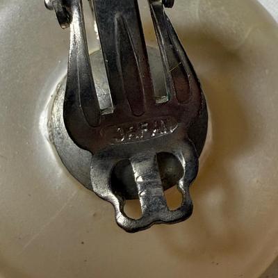 Large Collection of Clip-On/Screwback Earrings (B3-HS)