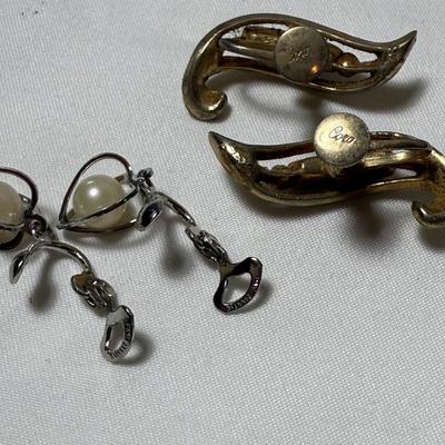 Large Collection of Clip-On/Screwback Earrings (B3-HS)