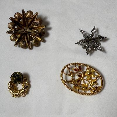 Brooches, Pendants, Watches, & More Vintage Jewelry (K-HS)
