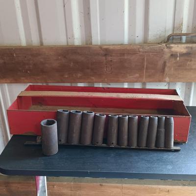 LOT 166: Proto Professional and Snap-On Deep Impact Sockets with Tool Tray