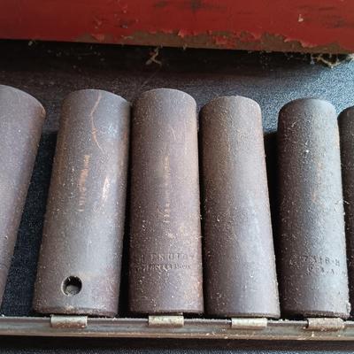 LOT 166: Proto Professional and Snap-On Deep Impact Sockets with Tool Tray