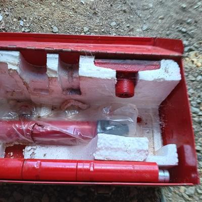 LOT 167: American Forge & Foundry Body / Frame 4 Ton Repair Kit -Incomplete-