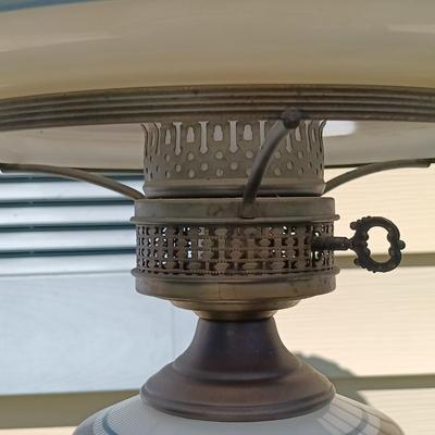 LOT 180: Quoizel Abigail Adams Hurricane Lamp