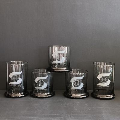 LOT 187: Snap-On Mug with Glass Tumblers