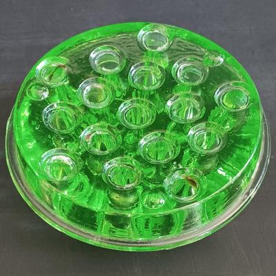 LOT 272: Uranium Glass Flower Frog, Glass Oil Lamps, Silver Crest Ruffled Bowl & More