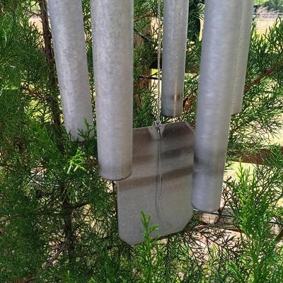 LOT 275: Grace Note Wind Chimes