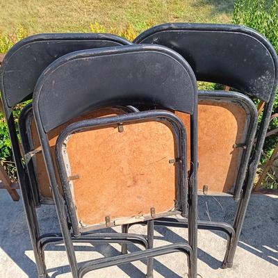 LOT 276: Four Star International Trading Co. Folding Card Table with (4) Chairs & (3) Samsonite Chairs